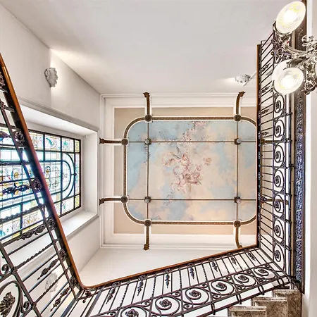 Апартаменты Three-room In Center Комо