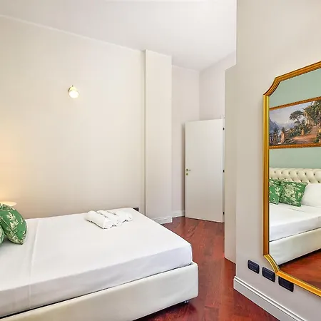 Three-room In Center *