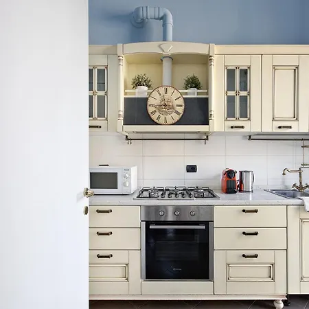 公寓 Three-room In Center