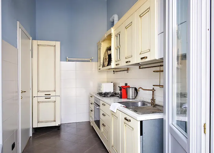 Three-room In Center *