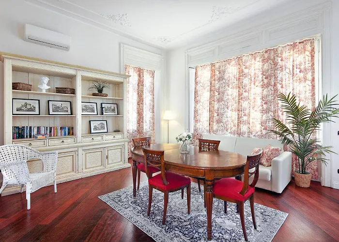 Three-room In Center * קומו